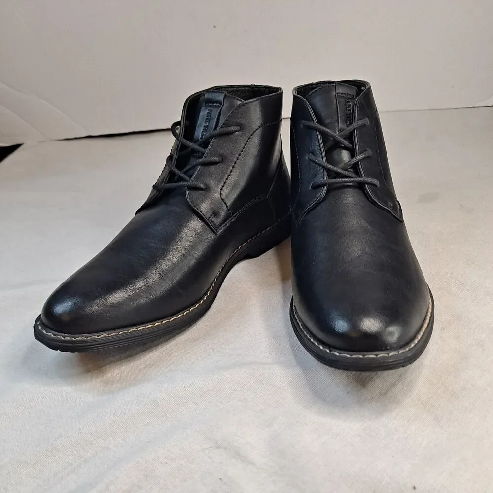 Nine West Neilton Chukka Boots Men's Size 8.5 Black Faux Leather Lace-Up